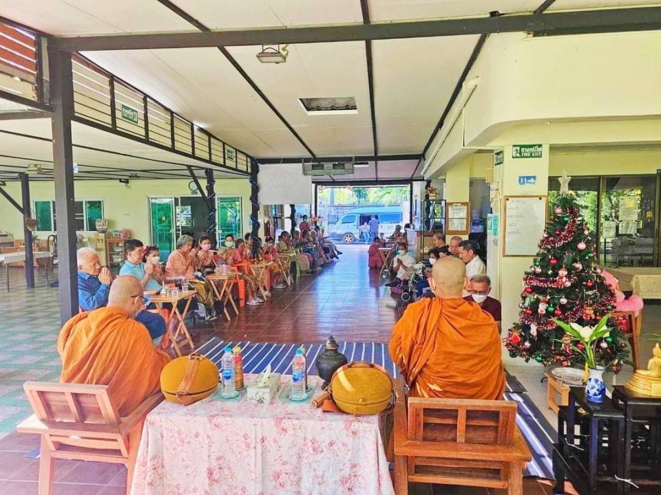 กิจกรรมศูนย์ดูแลผู้สูงอายุ 1